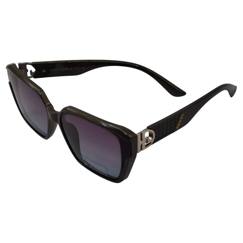 Gucci Women’s Polarized Sunglasses | Black Frames | Violet Pink Gradient Lens - Picture 9 of 12